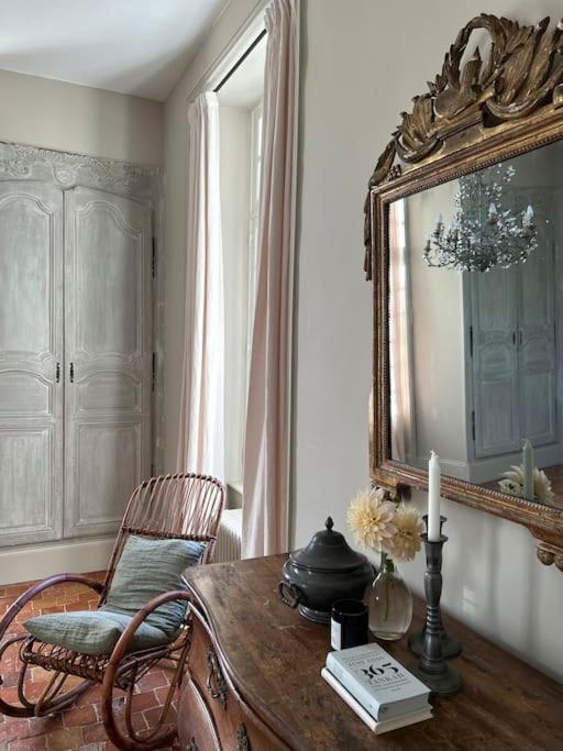 Charming 18Th Century Chateau, Near Bayeux In Calvados, Normandie Livry  Екстериор снимка